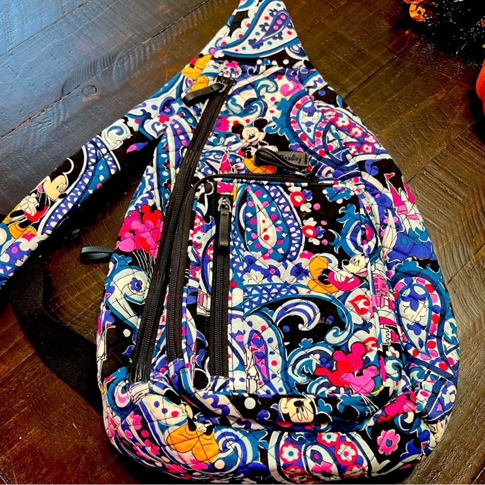 NWOT DISNEY VERA BRADLEY MICKEY MOUSE SLING BAG. Comes from smoke free home.
